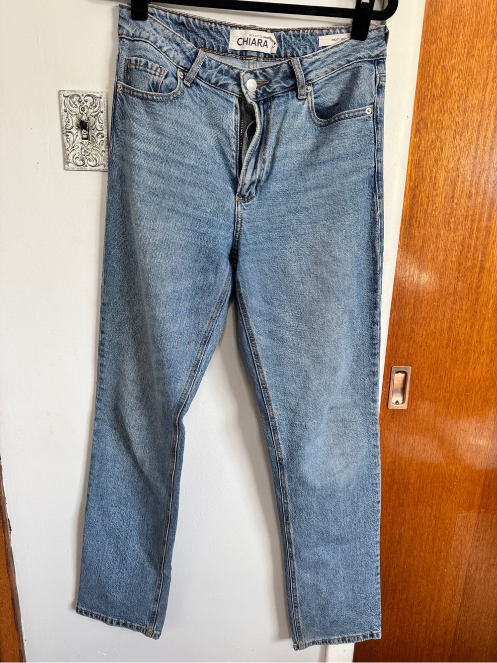 Dynamite Light Blue Straight-Leg Jeans